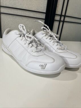 Varsity Cheerleader ll Shoes White Leather Size11 Women’s - Good Condition